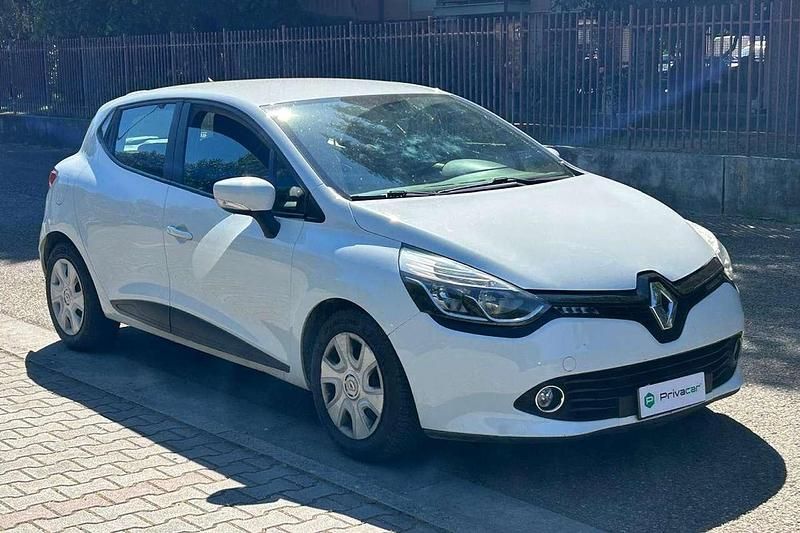 Usata Renault Clio IV 75 CV (55 kW) 2013 Bianco Utilitaria