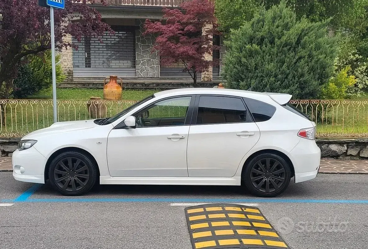 Usata Subaru Impreza 150 CV (110 kW) 2011 Bianco Berlina