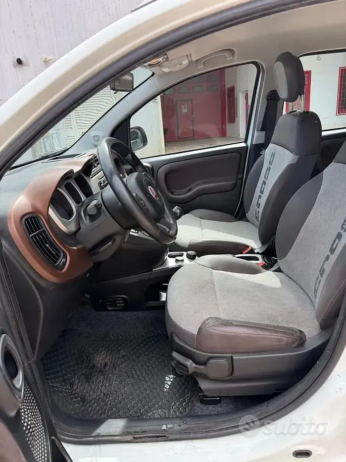 Usata Fiat Panda Cross Cross 80 CV (58 kW) 2015 Bianco Utilitaria