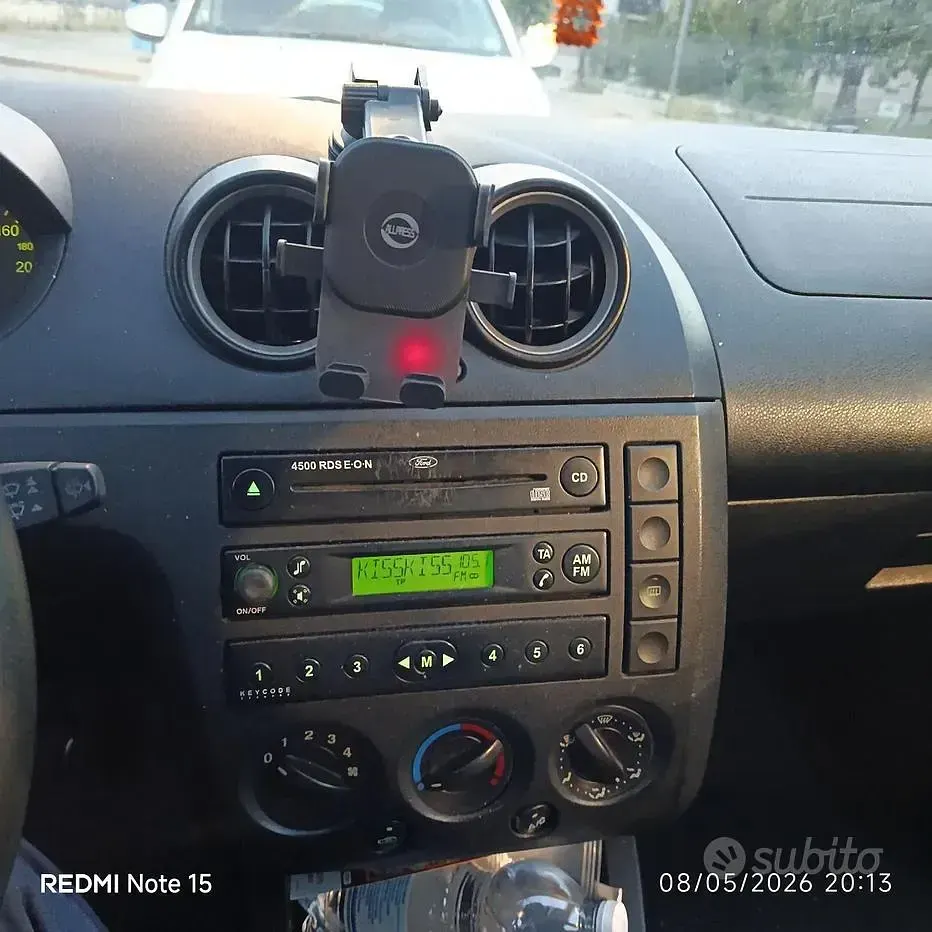 Usata Ford Fiesta 68 CV (50 kW) 2005 Grigio Utilitaria