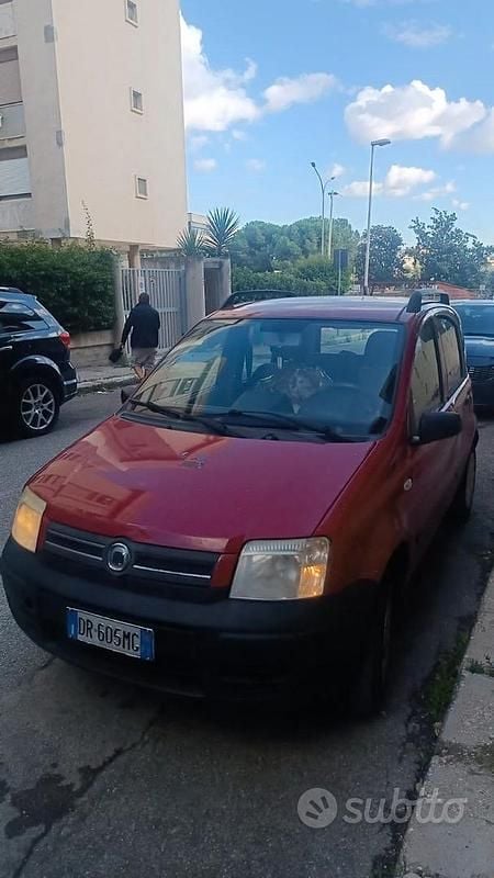Rosso Usata 2008 Fiat Panda Due volumi | 800 € (Super prezzo) - Immagine 1/4