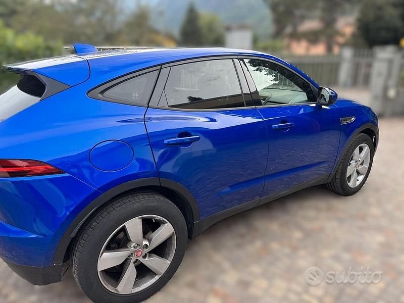 Usata Jaguar E-Pace 150 CV (110 kW) 2019 Blu SUV