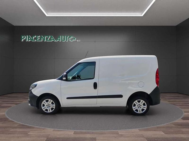 Usata Fiat Doblò Lounge 95 CV (69 kW) 2019 Bianco Monovolume