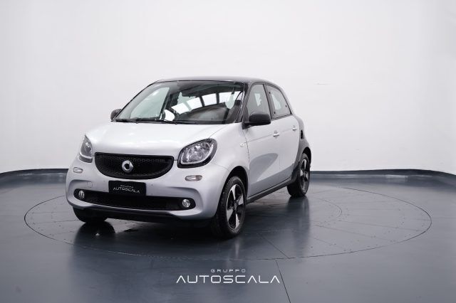 Usata Smart ForFour Passion 71 CV (52 kW) 2018 Argento Utilitaria