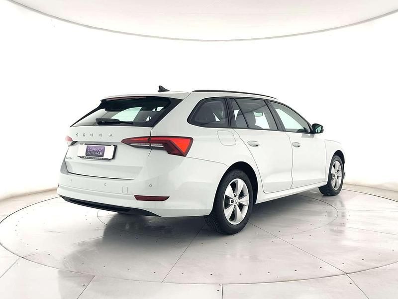 Usata Skoda Octavia Executive 150 CV (110 kW) 2023 Bianco Station wagon