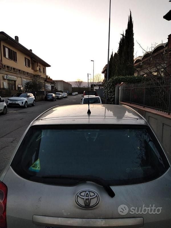 Usata Toyota Auris 97 CV (71 kW) 2007 Berlina