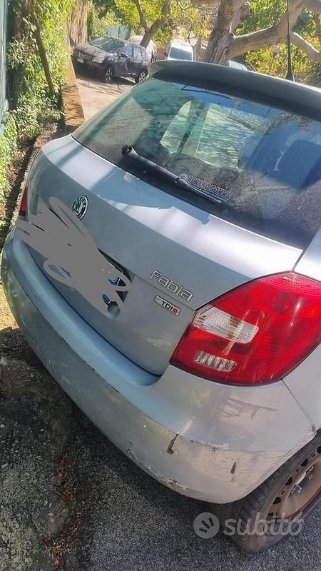 Usata Skoda Fabia 90 CV (66 kW) 2011 Berlina