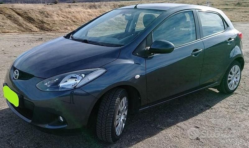 Usata Mazda 2 75 CV (55 kW) 2008 Grigio Berlina