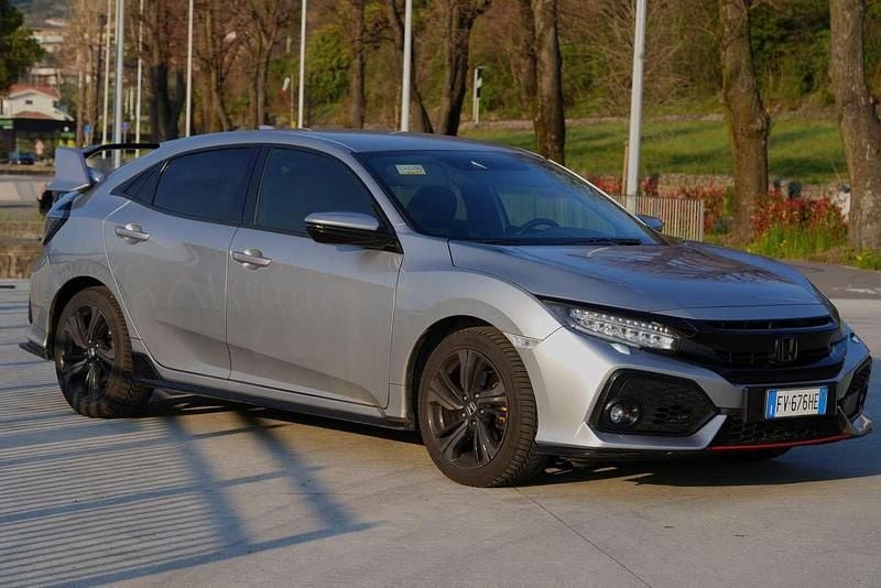 Usata Honda Civic Sport 182 CV (133 kW) 2019 Argento Berlina