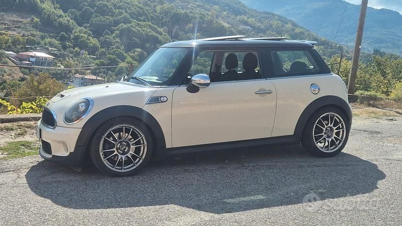 Usata Mini Cooper S Coupé 270 CV (198 kW) 2009 Bianco Coupé