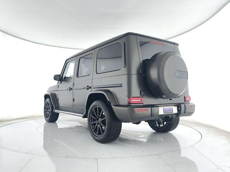 Begagnad Mercedes G500 Premium 421 HK (309 kW) 2021 Brun SUV