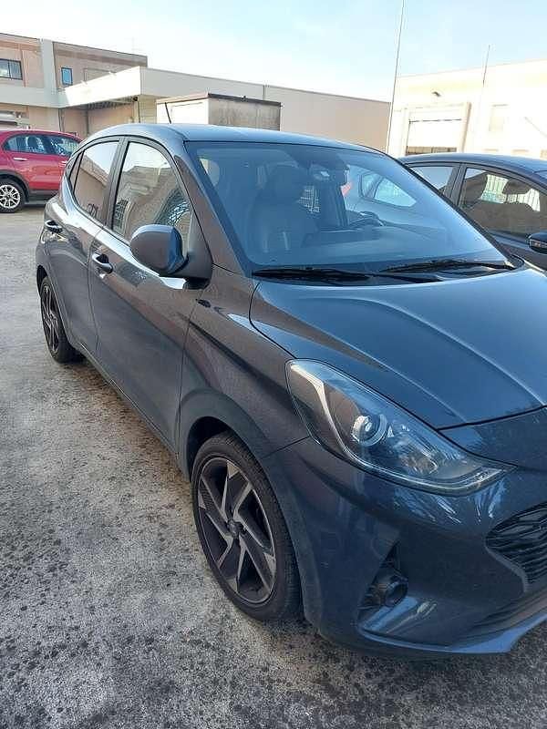 Usata Hyundai i10 Prime 63 CV (46 kW) 2024 Grigio Utilitaria