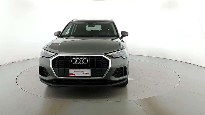 Usata Audi Q3 Business 150 CV (110 kW) 2021 Grigio chronos metallizzato SUV
