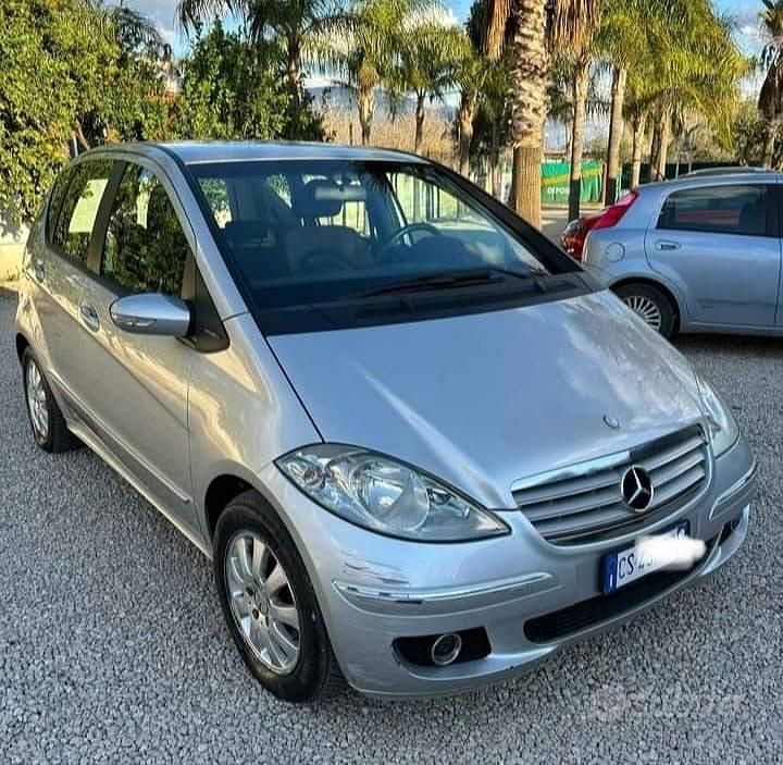 Usata Mercedes A180 Avantgarde 109 CV (80 kW) 2004 Giallo Berlina
