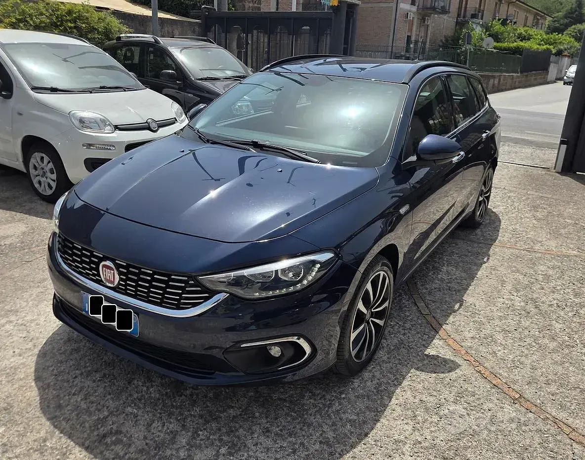 Usata Fiat Tipo Lounge 120 CV (88 kW) 2019 Blu Station wagon