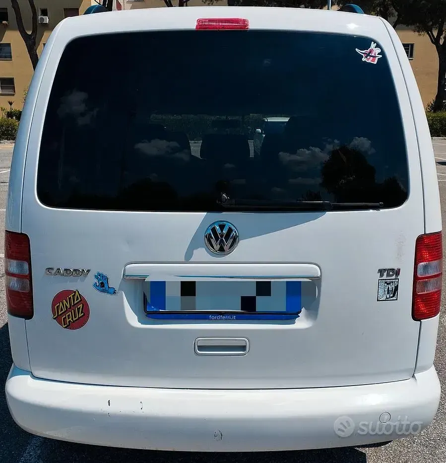 Usata VW Caddy Comfortline 102 CV (75 kW) 2011 Bianco Monovolume