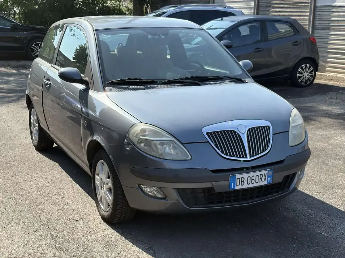 Usata Lancia Ypsilon 60 CV (44 kW) 2007 Other Utilitaria