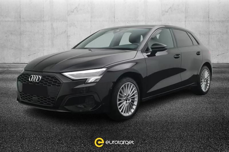 Usata Audi A3 e-tron Advanced 150 CV (110 kW) 2024 Nero metallizzato Utilitaria