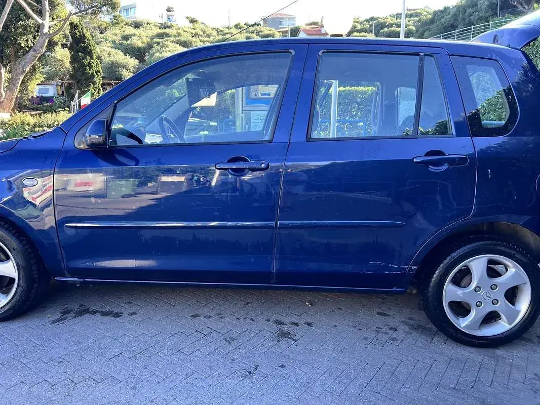 Usata Mazda 2 68 CV (50 kW) 2005 Utilitaria