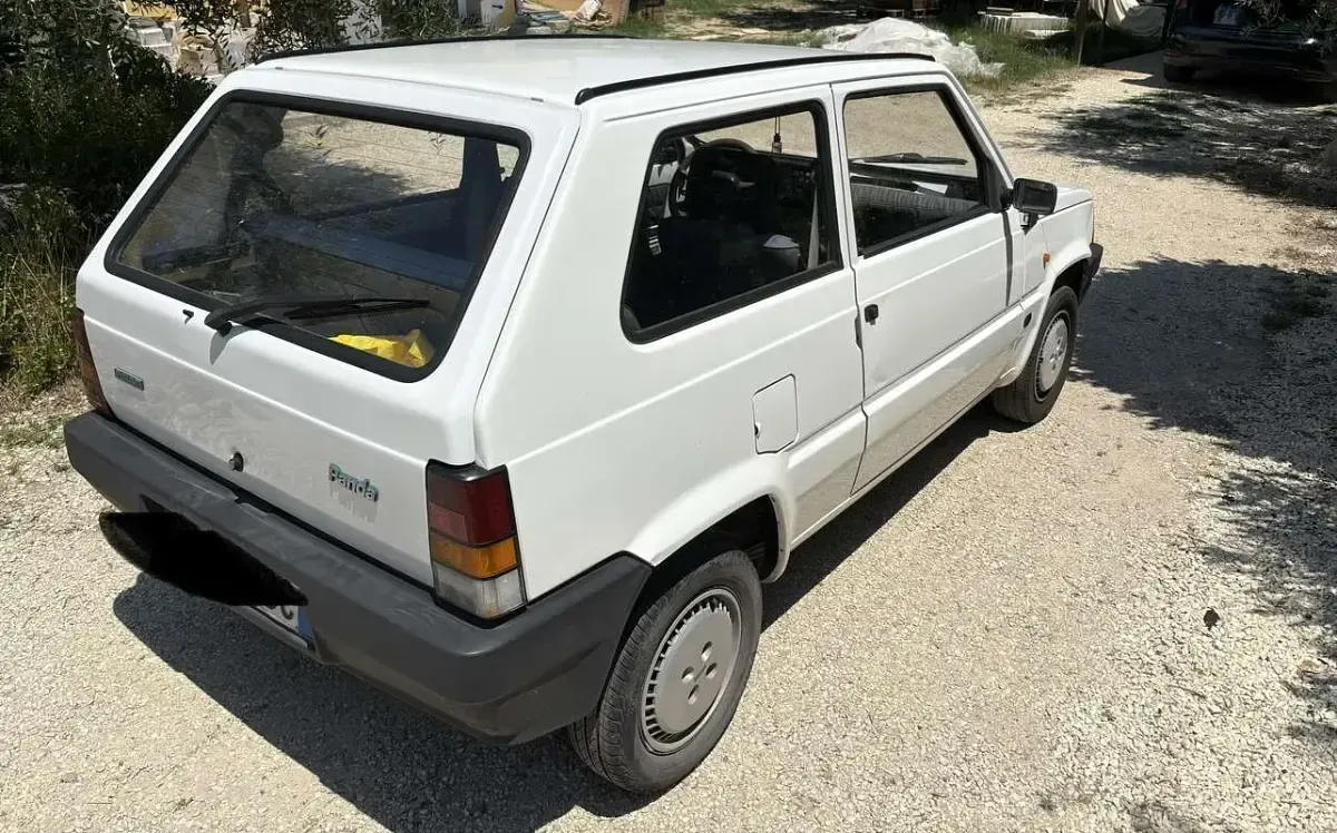 Usata Fiat Panda Young 54 CV (39 kW) 2001 Bianco Berlina