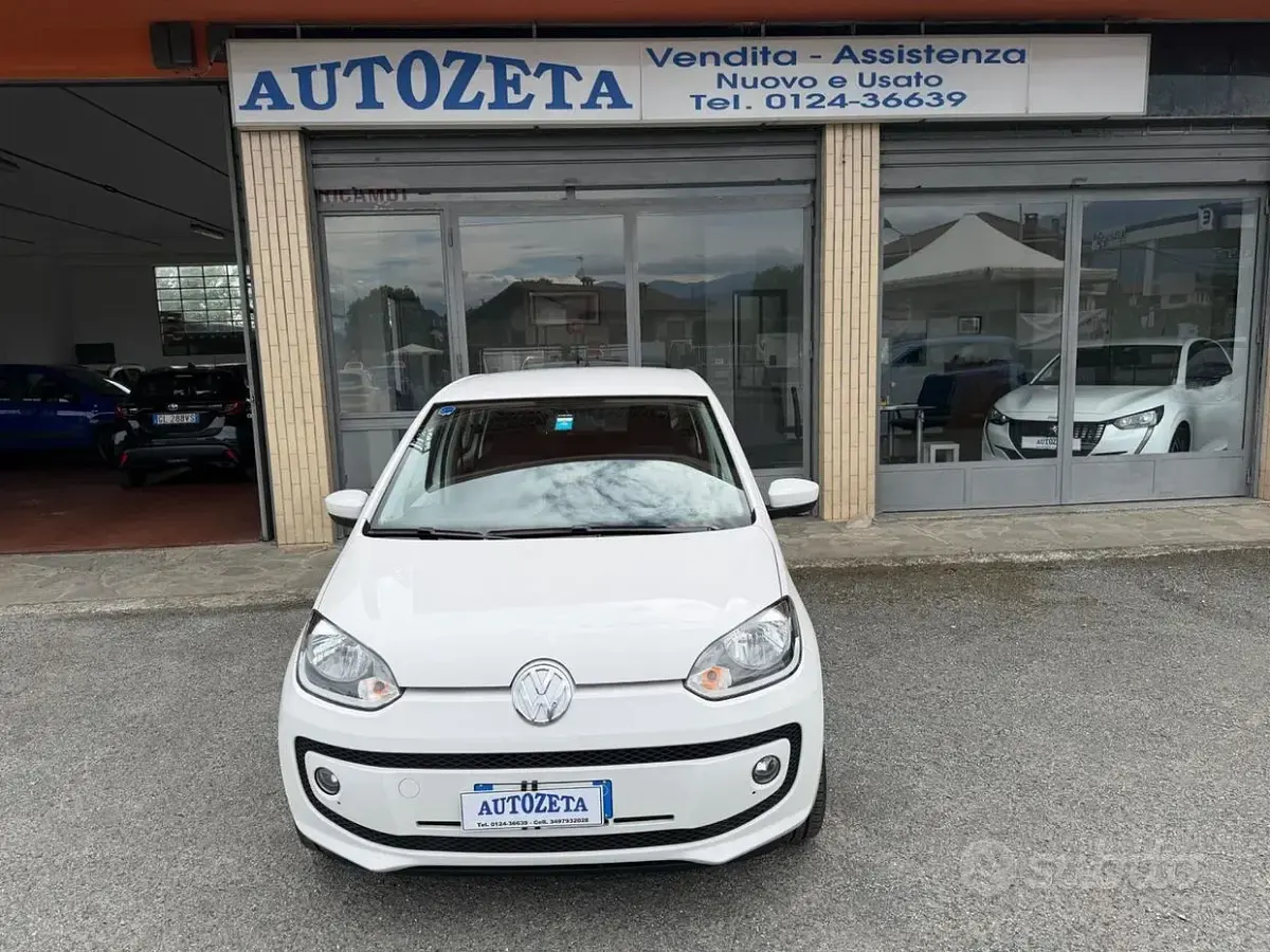 Usata VW up! Move 60 CV (44 kW) 2016 Bianco Utilitaria