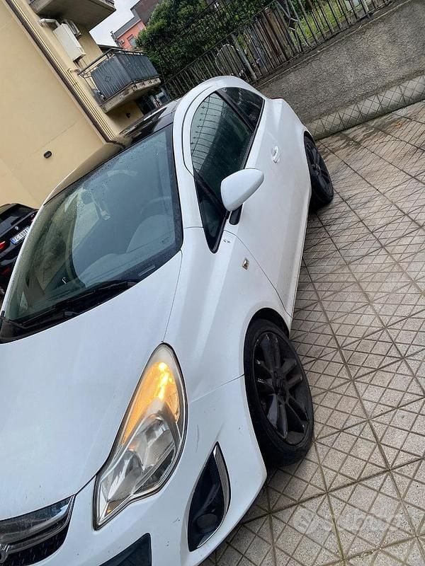 Usata Opel Corsa 2013 Bianco Utilitaria