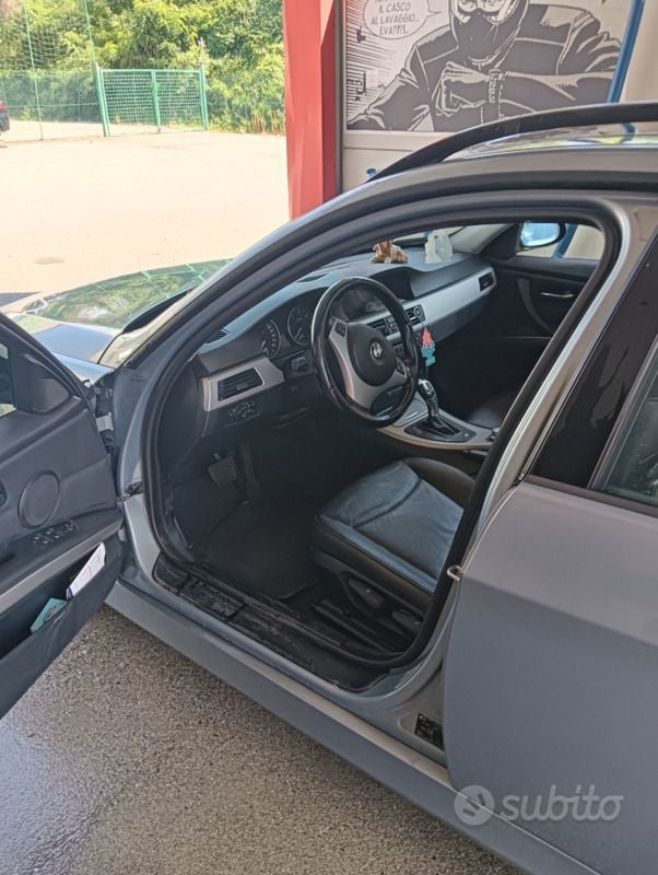 Usata BMW 320 116 CV (85 kW) 2006 Grigio Station wagon
