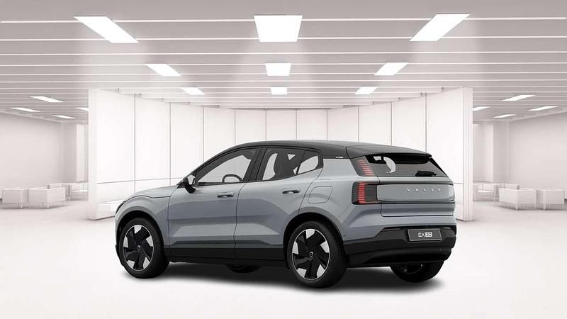 Usata Volvo EX30 Plus 75 kW (102 CV) 2026 Vapour grey metalizzato SUV
