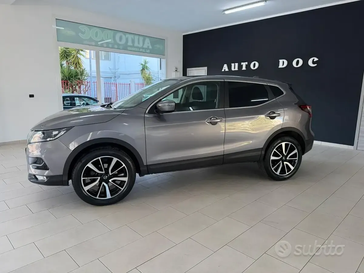 Usata Nissan Qashqai Visia 110 CV (80 kW) 2018 Grigio SUV