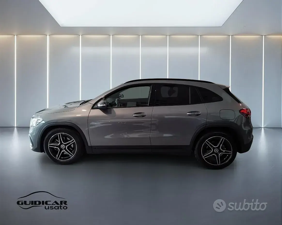 Usata Mercedes GLA200 Premium 150 CV (110 kW) 2023 Grigio SUV