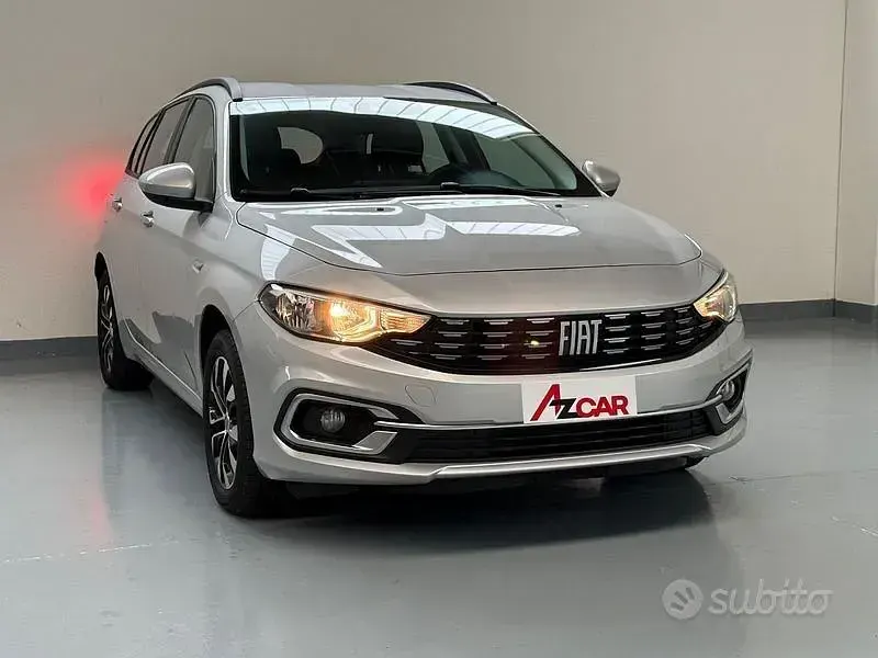 Usata Fiat Tipo City Life 101 CV (74 kW) 2023 Grigio argento Station wagon
