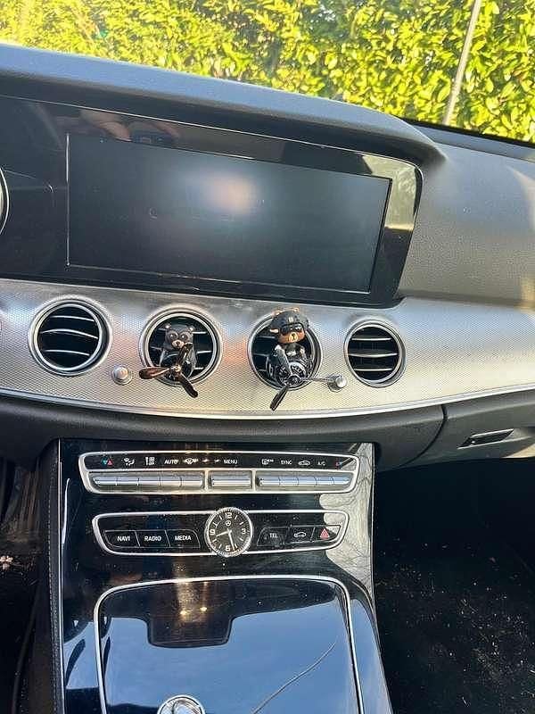 Usata Mercedes E220 Premium Plus 194 CV (142 kW) 2019 Argento Station wagon
