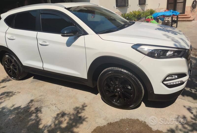 Usata Hyundai Tucson Comfort 115 CV (84 kW) 2017 Bianco SUV