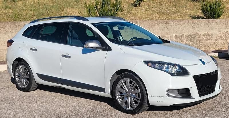 Usata Renault Mégane GT Line GT-Line 110 CV (80 kW) 2011 Bianco Station wagon
