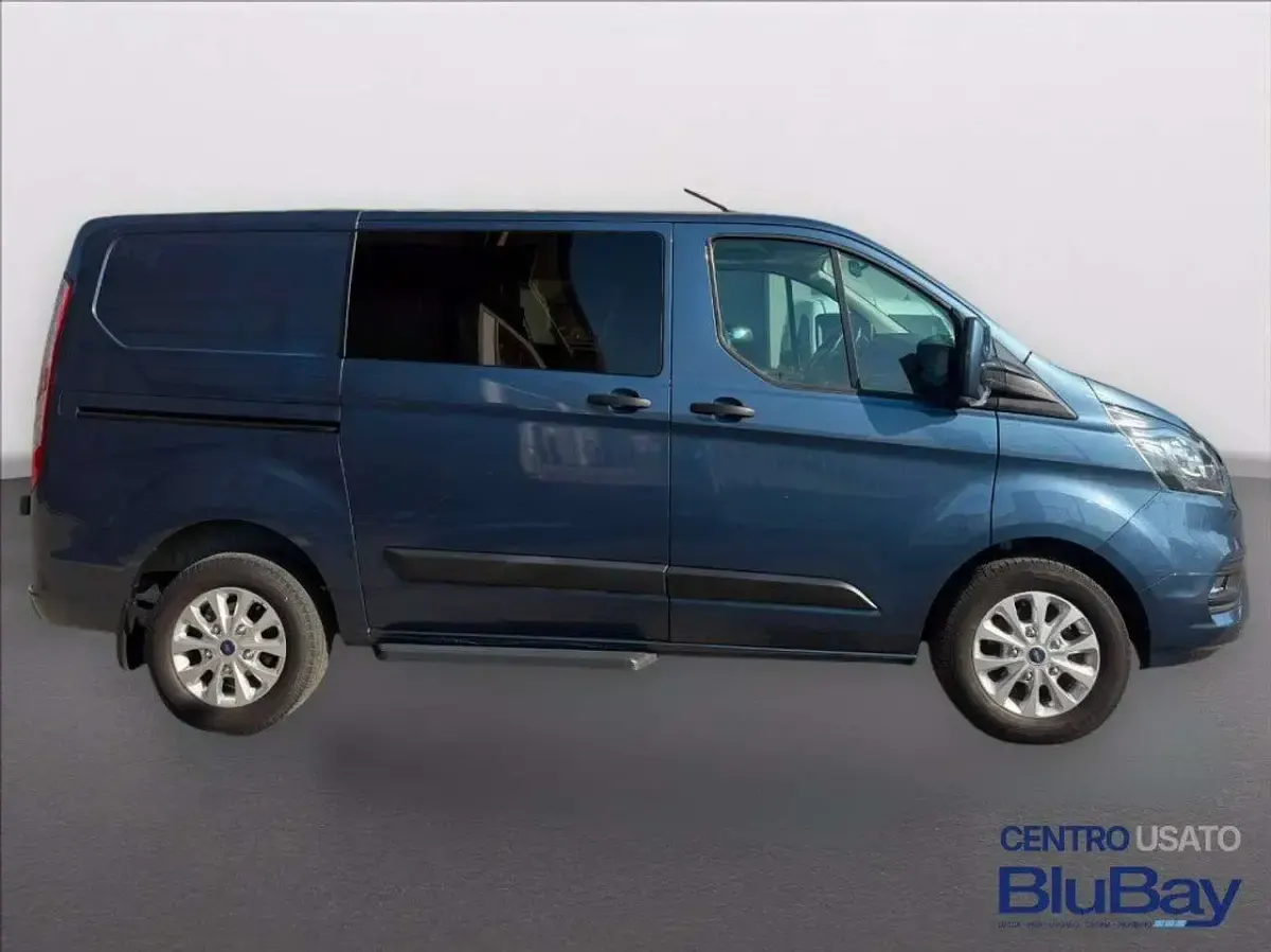 Usata Ford Transit Custom Trend 131 CV (96 kW) 2022 Blu Cabrio