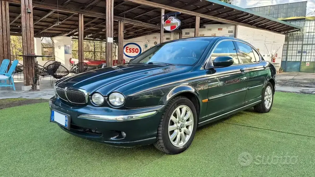 Usata Jaguar X-type Executive 196 CV (144 kW) 2002 Verde Berlina
