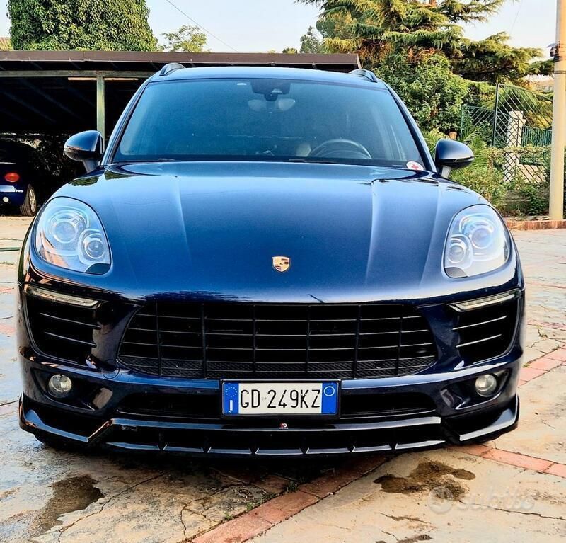 Blu/azzurro Usata 2015 Porsche Macan SUV | 28.000 € (Buon prezzo) - Immagine 1/4