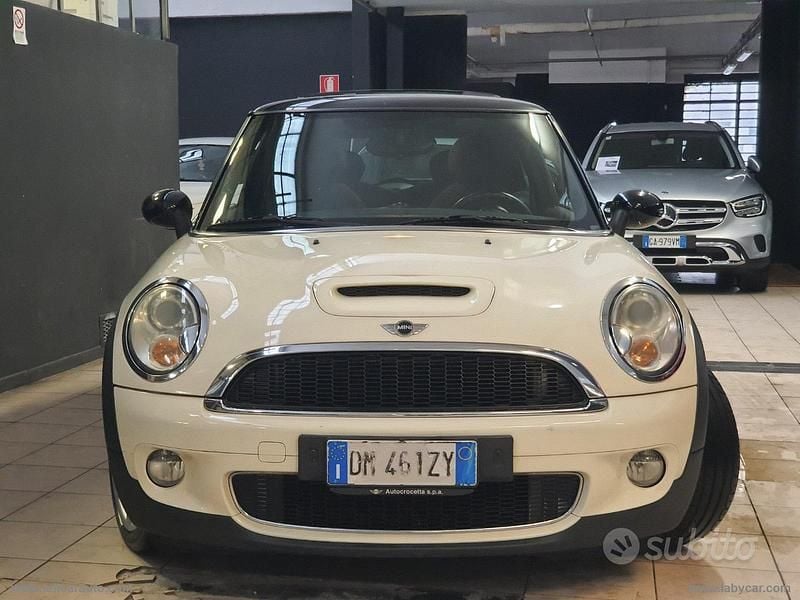 Usata Mini Cooper S 174 CV (127 kW) 2008 Beige Utilitaria