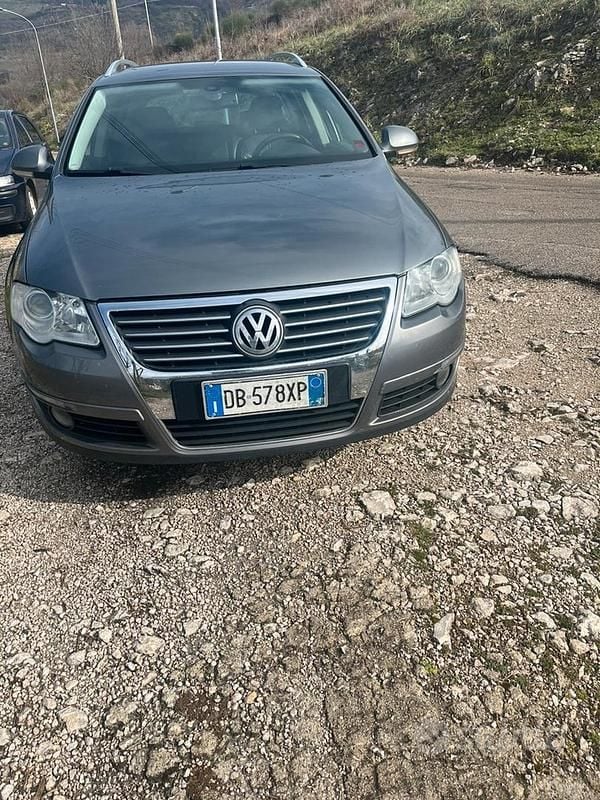Usata VW Passat 170 CV (125 kW) 2006 Berlina