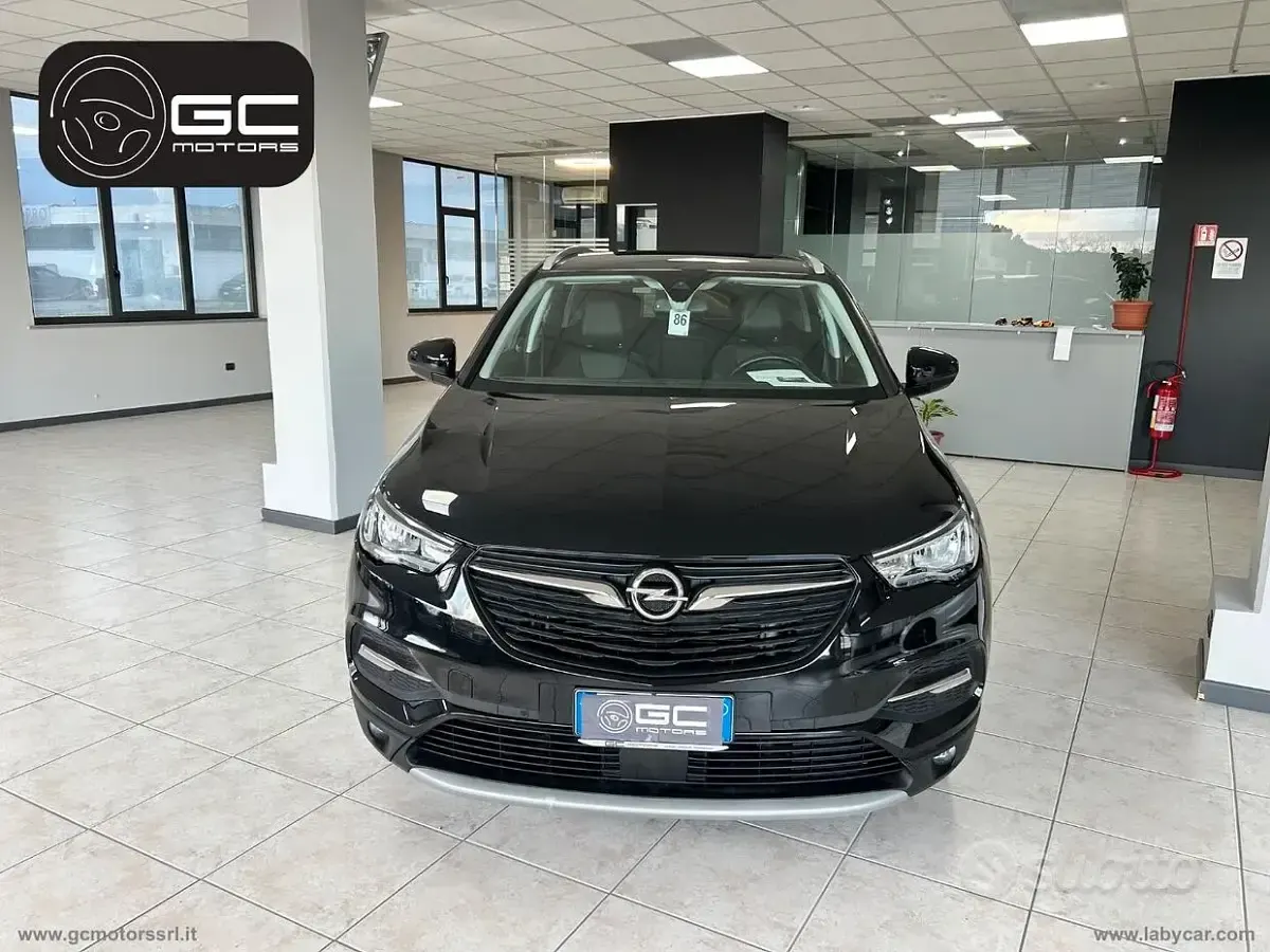 Usata Opel Grandland X Innovation 131 CV (96 kW) 2019 Nero SUV