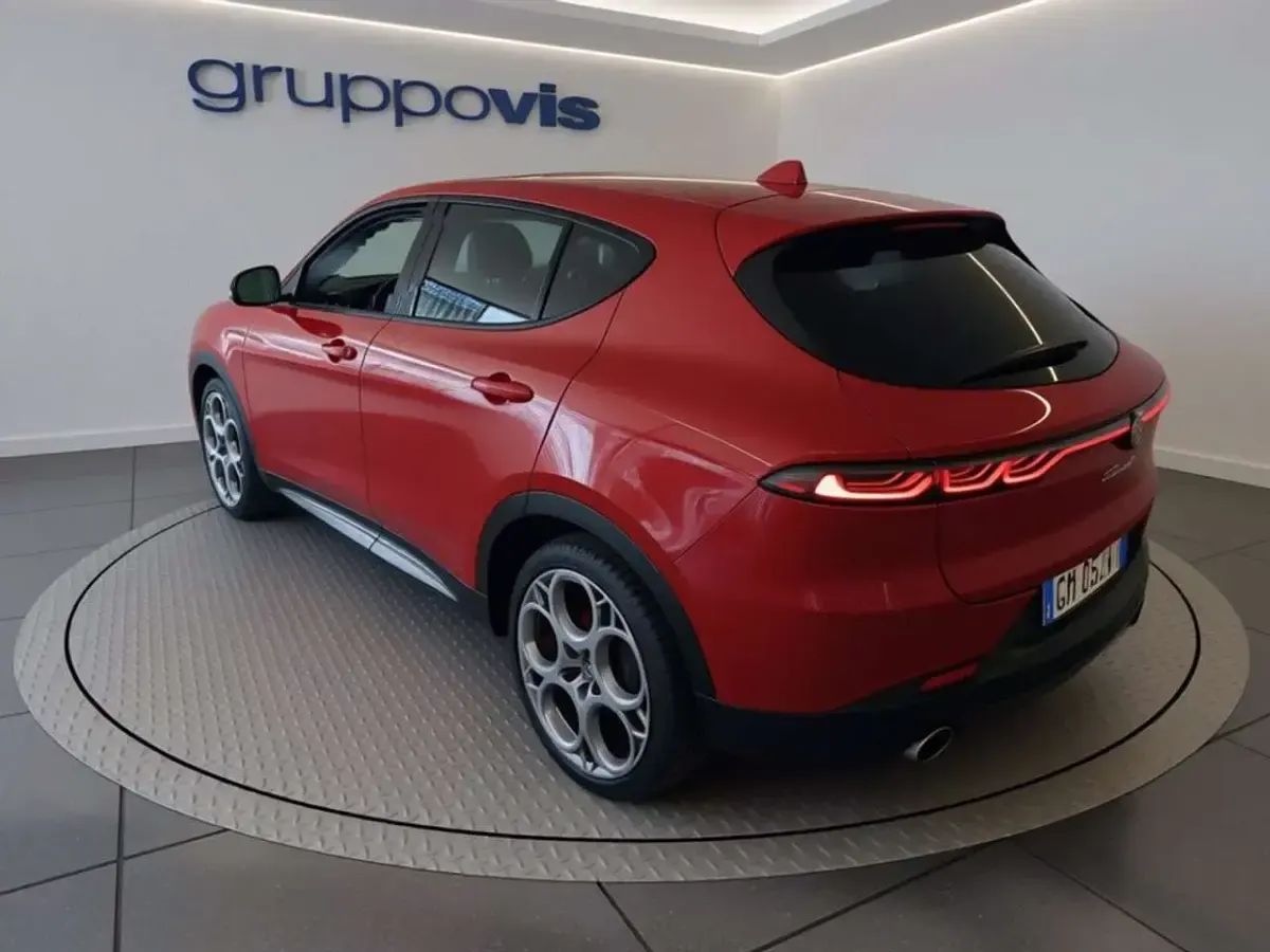 Usata Alfa Romeo Tonale Edizione Speciale 131 CV (96 kW) 2023 Rosso SUV