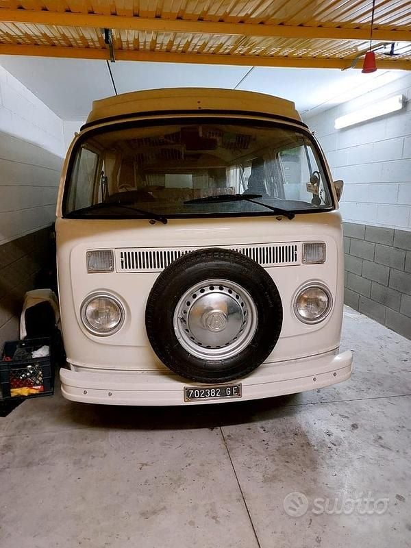 Bianco Usata 1970 VW T2 Furgone | 20.000 € - Immagine 1/4
