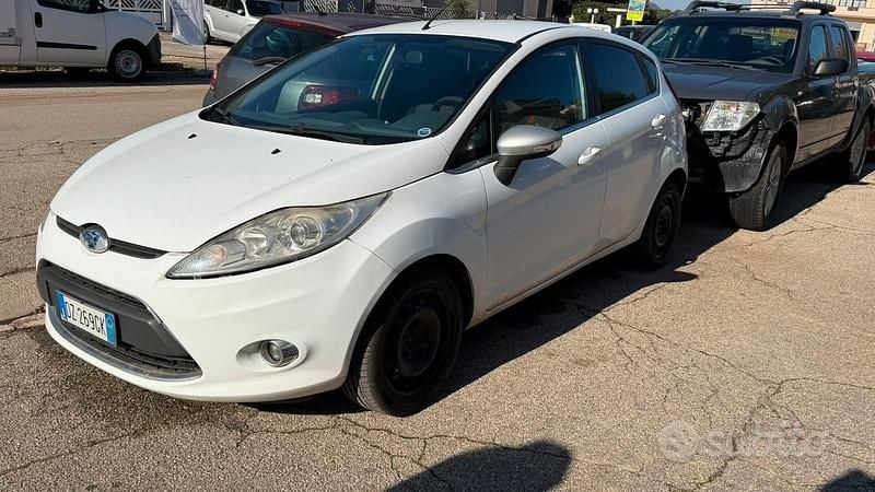 Usata Ford Fiesta 2009 Bianco Utilitaria