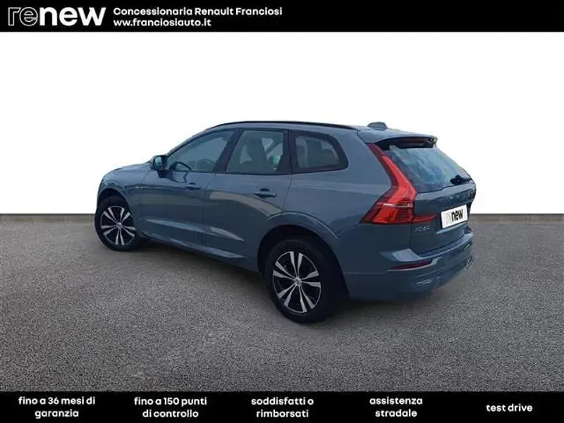 Usata Volvo XC60 Momentum 197 CV (144 kW) 2022 Grigio SUV