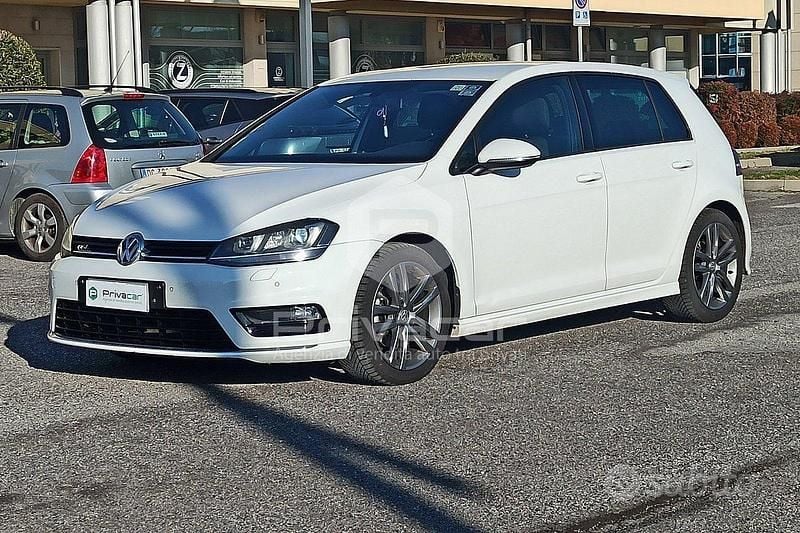 Usata VW Golf VII Edition 110 CV (80 kW) 2017 Bianco Utilitaria