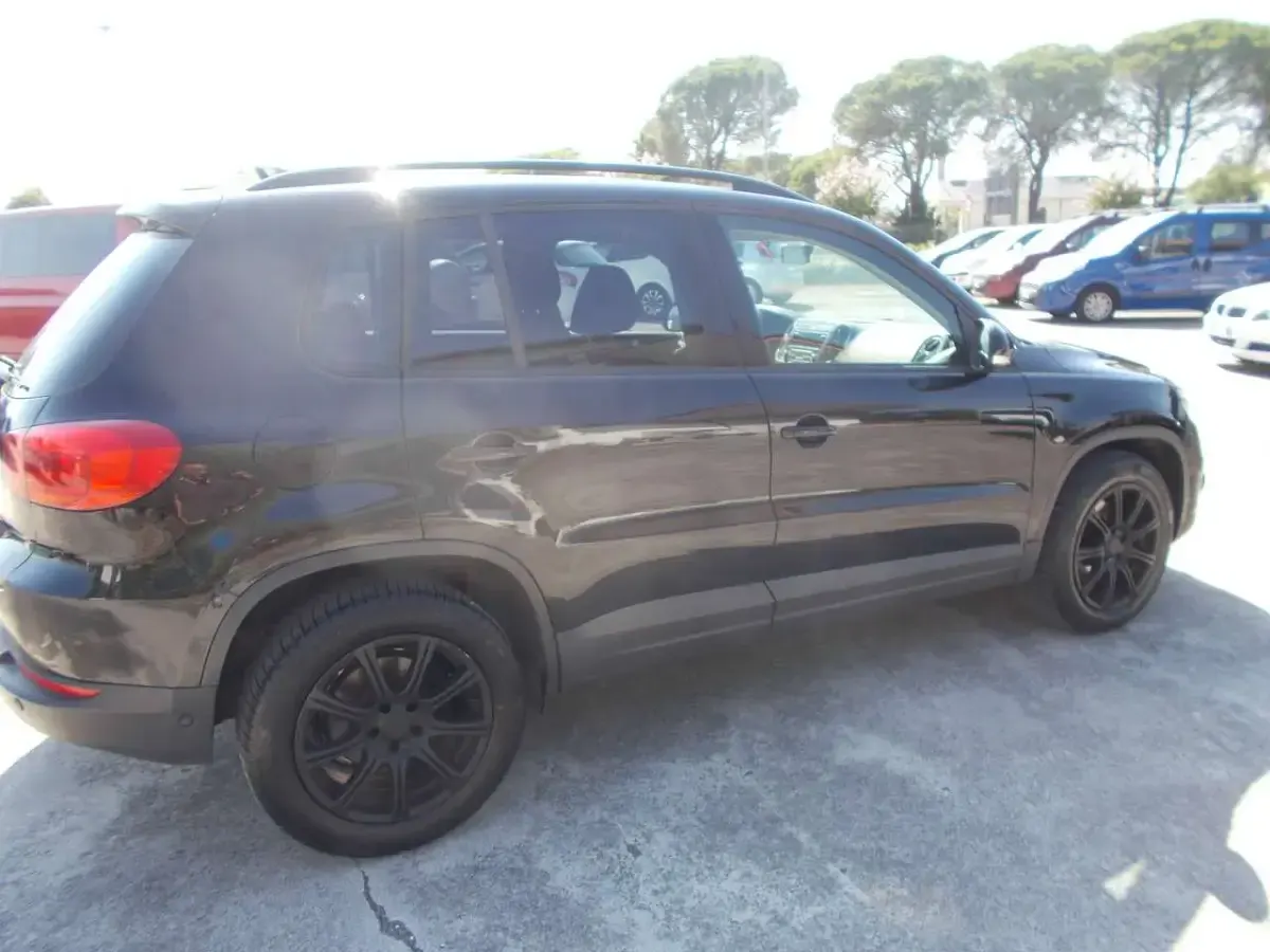 Usata VW Tiguan Sportline 110 CV (80 kW) 2014 Nero SUV