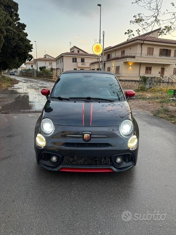 Usata Abarth 595C 70th Anniversary 165 CV (121 kW) 2016 Nero Cabrio