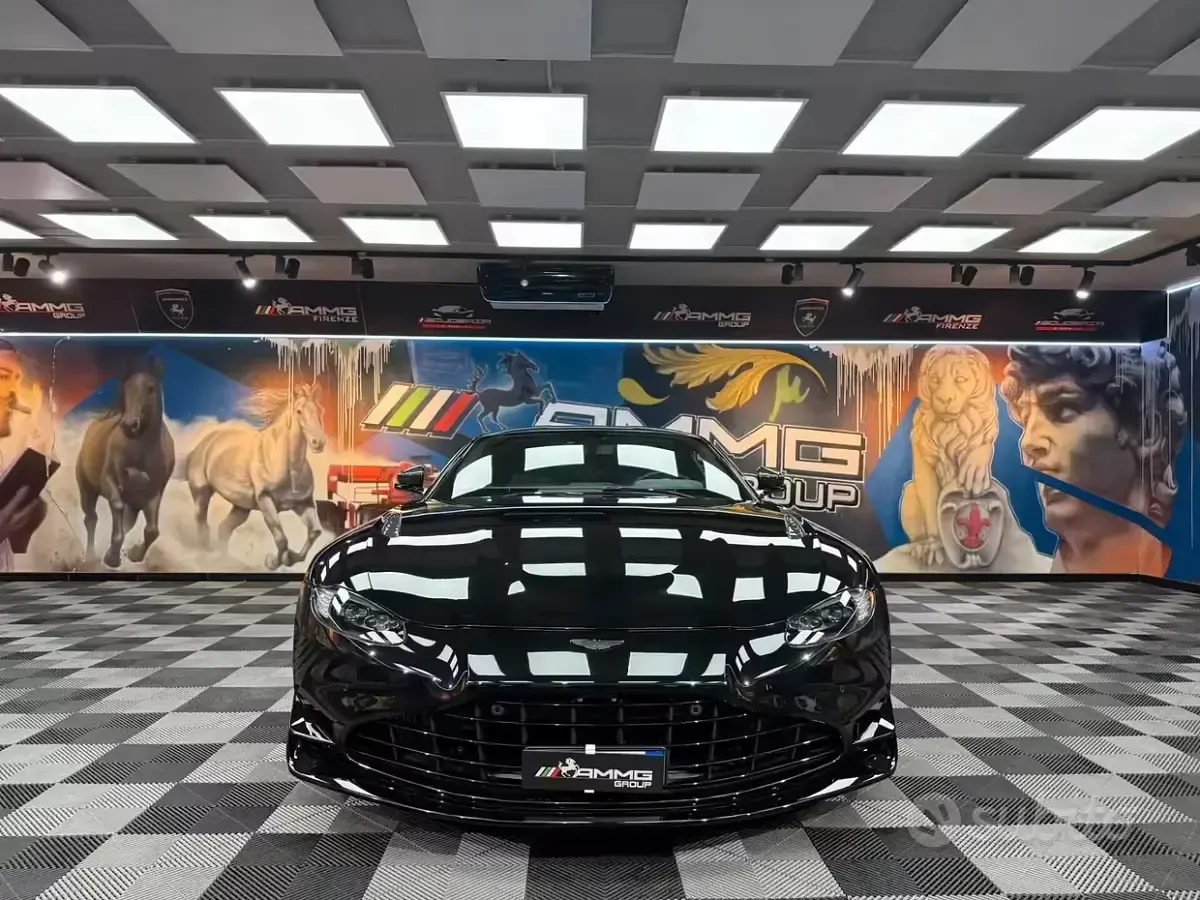 Usata Aston Martin Vantage 536 CV (394 kW) 2024 Nero Coupé