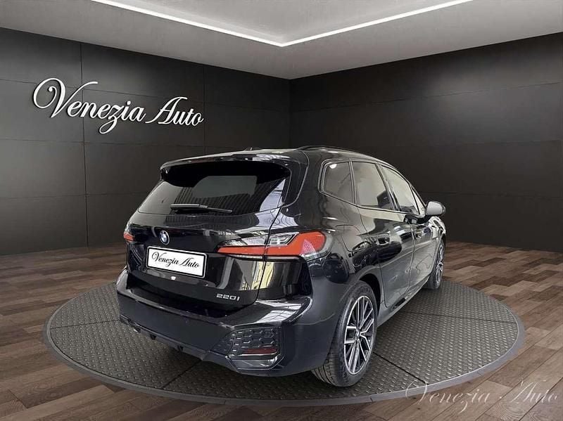 Usata BMW 220 Active Tourer M Sport 170 CV (125 kW) 2025 Nero Monovolume