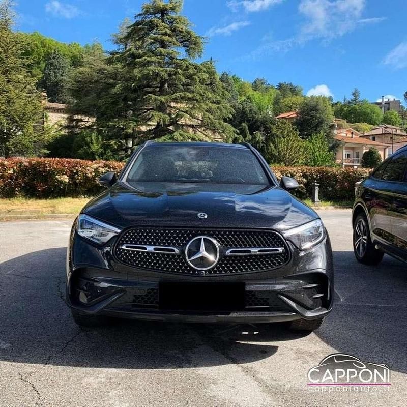 Usata Mercedes GLC300 AMG 269 CV (197 kW) 2023 Nero SUV